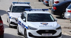 Splićanin (47) iz auta mahao pištoljem, policija ga privela