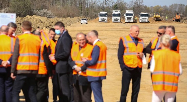 Radovi na autocesti Zagreb-Sisak: "Ide po planu, nadamo se da ćemo završiti u roku"