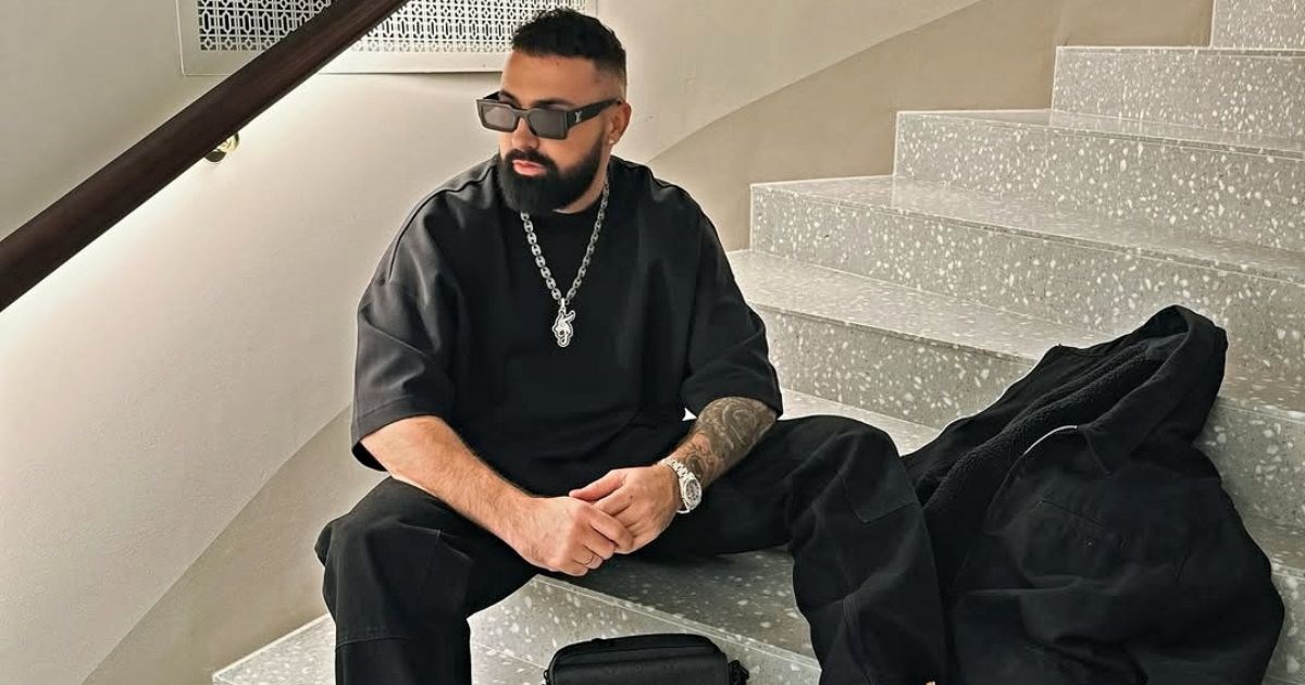 Izgorjela vikendica Jale Brata. Vatrogasci satima gasili požar