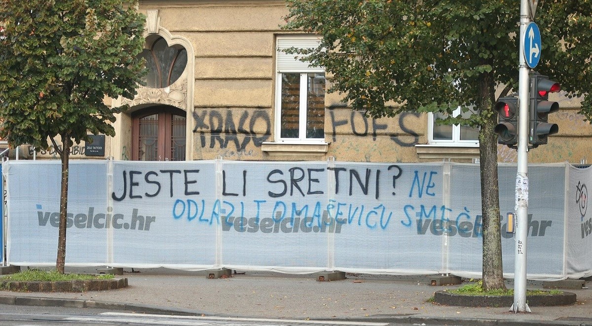 FOTO U Zagrebu osvanuo grafit protiv gradonačelnika: "Odlazi Tomaševiću smeće"