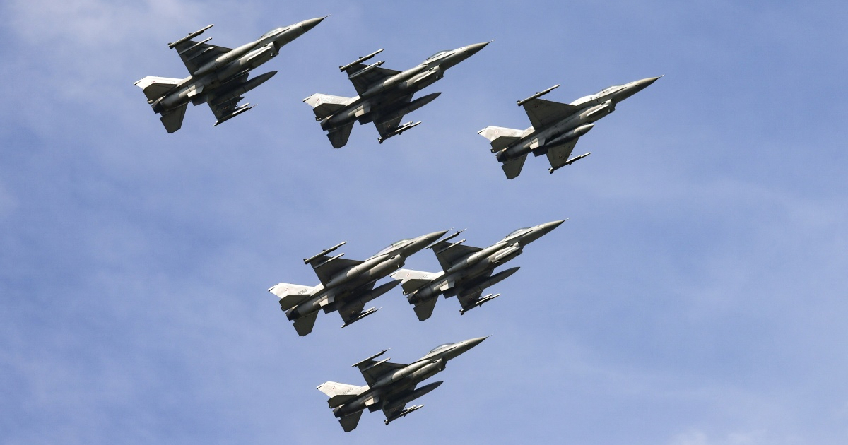 Bivši američki dužnosnik: Jedan dron je pogreška, više dronova nije pogreška