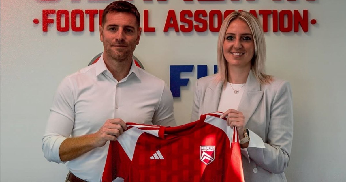 Jedna je od samo tri Hrvatice s UEFA Pro licencom. Danas je debitirala kao izbornica