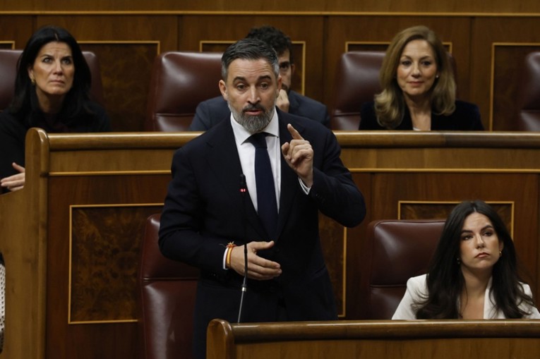 Sanchez za 500.000 migranata dao dozvolu boravka. Desnica obnavlja saveze