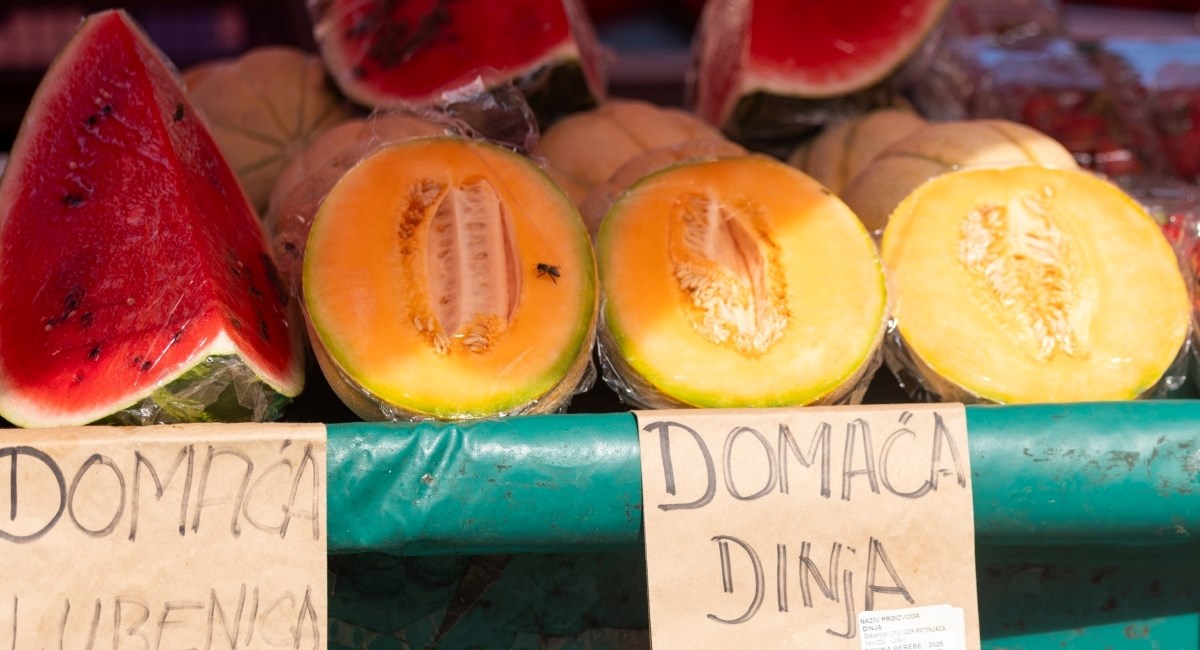 Tržnice su prepune dinja, ovako ćete prepoznati one najsočnije i najzrelije
