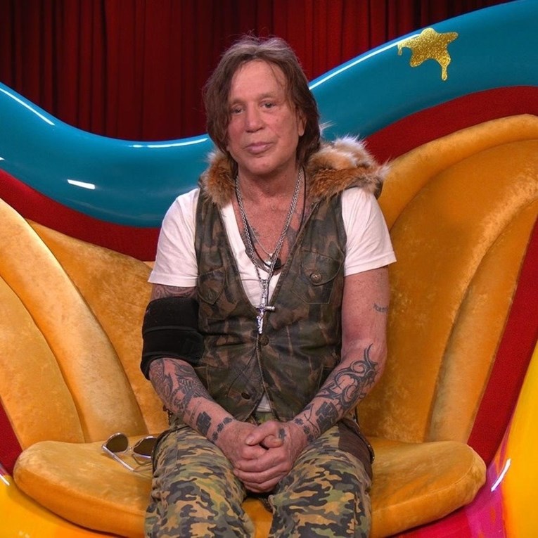 Rourke izbačen iz britanskog Big Brothera zbog homofobnih komentara prema Jojo Siwi