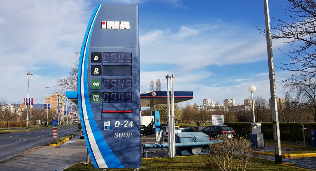 Jako pale cijene goriva