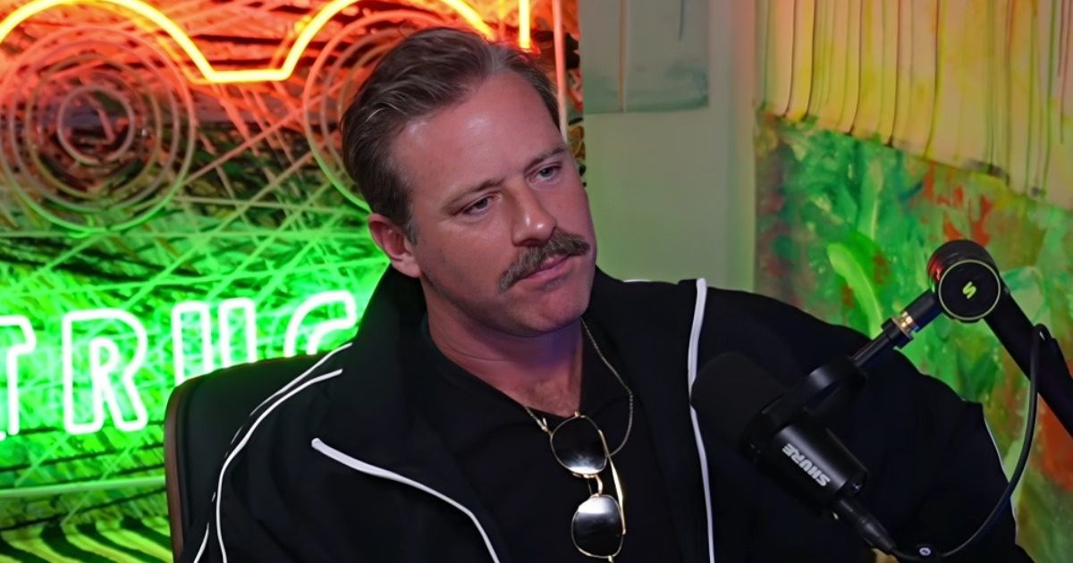 Armie Hammer tvrdi da je izbrisao Instagram jer mu je inbox bio "mračno mjesto"