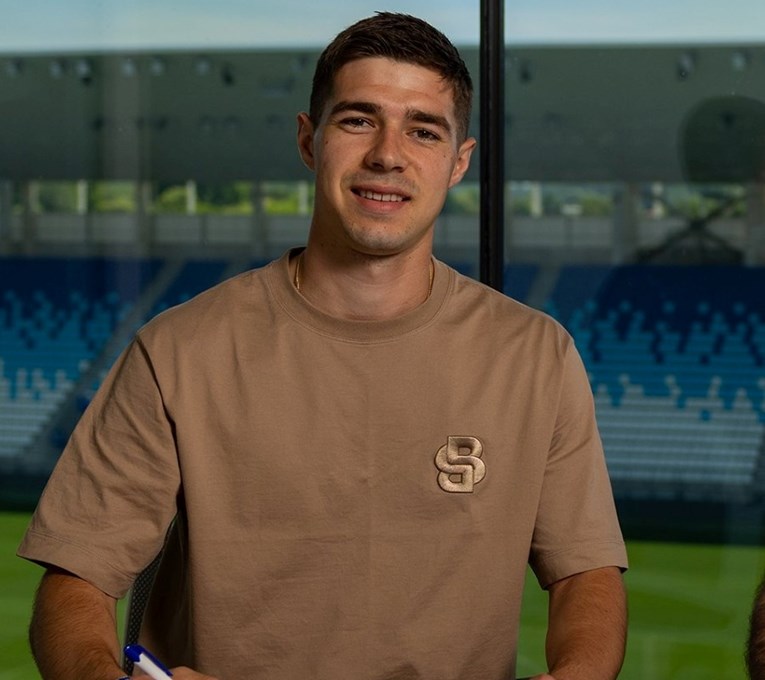 Osijek predstavio novog igrača