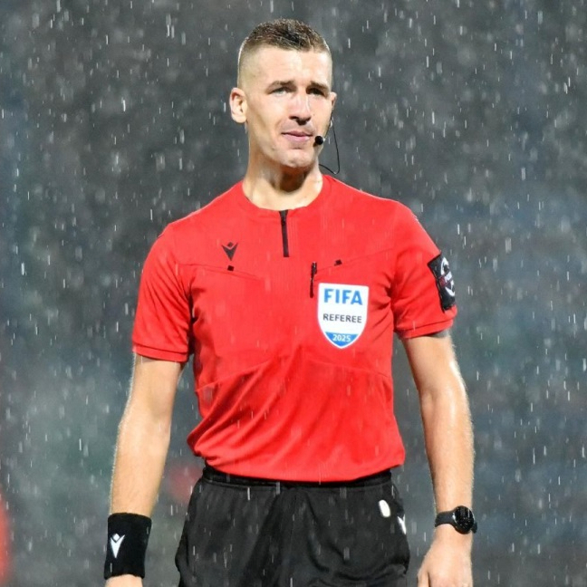 Kontroverzno je sudio Varaždin - Dinamo. Sada prvi put sudi reprezentacijama