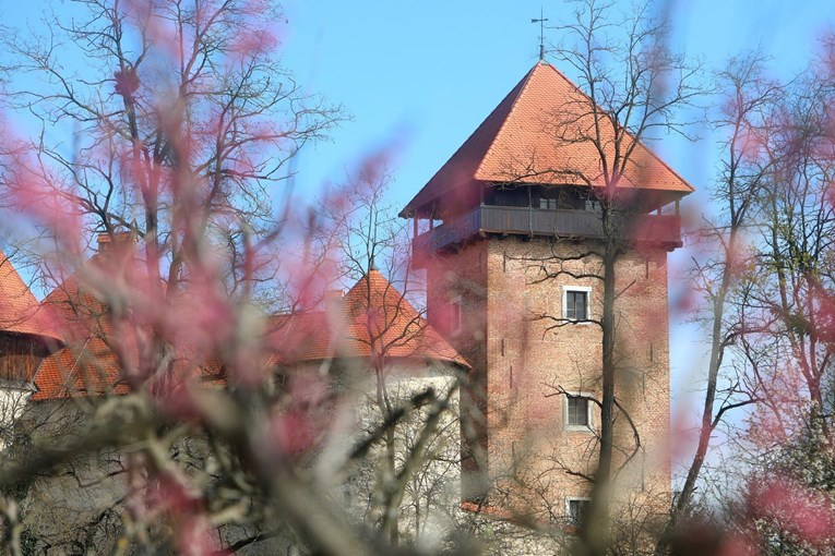 Stari grad Dubovac od sutra otvoren za posjetitelje