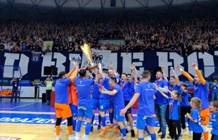 Futsal Dinamo igrat će protiv nogometnog kluba na velikom terenu