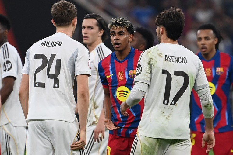 El Clásico u sjeni afere. Upitan tradicionalni špalir prvaku