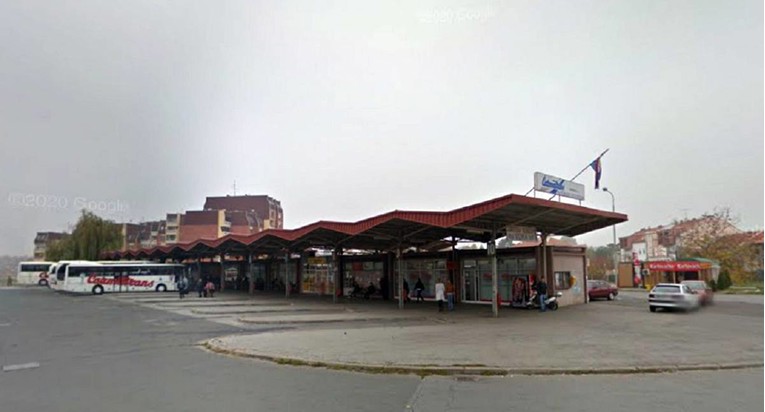Tip na autobusnom kolodvoru u Vukovaru glasno govorio da ima koronu, prijavljen je