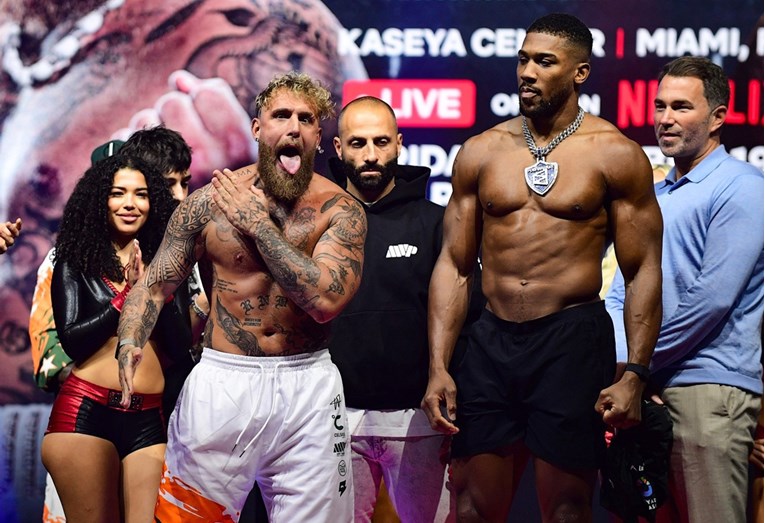 Paul urlao i prijetio Joshui. Boksač potezom prsta pokazao što će se dogoditi