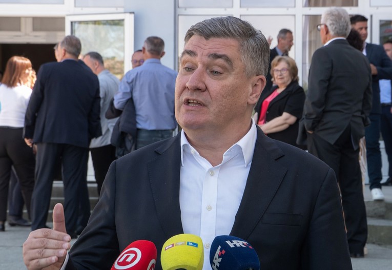  Milanović: Ulazak američkog ratnog broda u Dubrovnik je protuustavan
