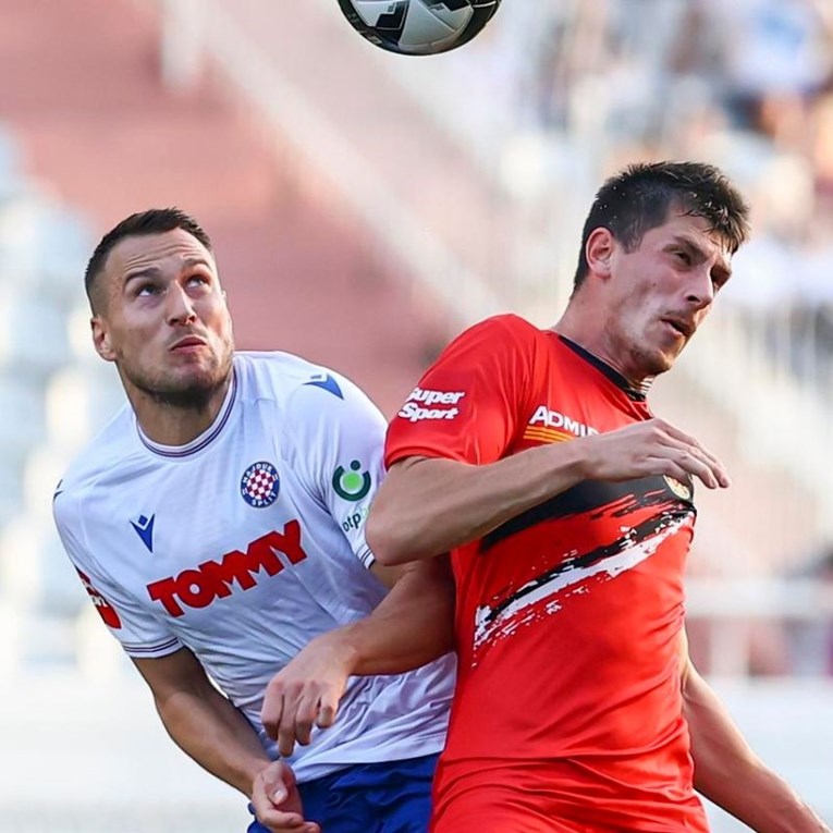 Bio je prvotimac Hajduka. S 33 godine je potpisao za turskog drugoligaša