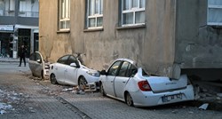 FOTO Zgrada u Turskoj progutala automobile