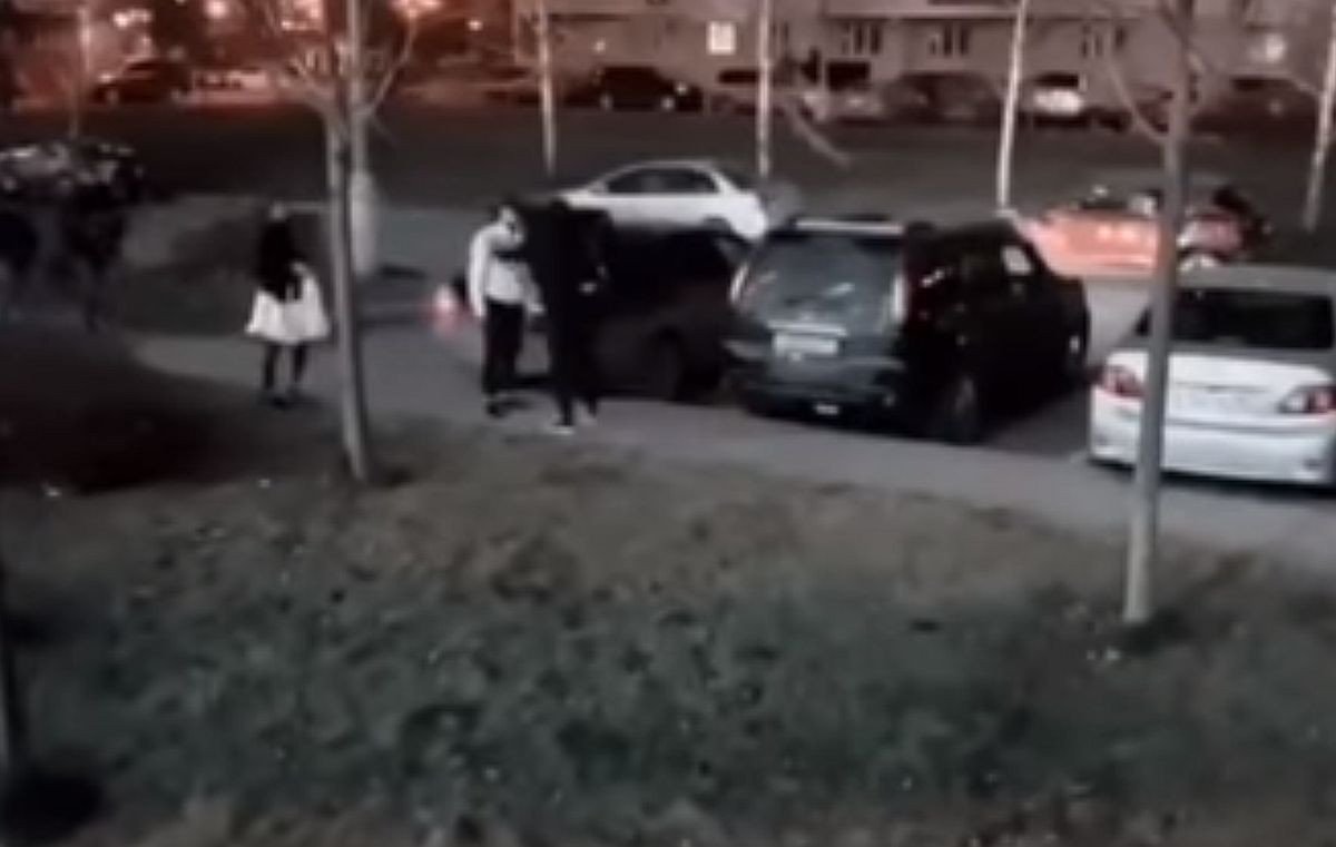 VIDEO MMA borac brutalno pretučen u Moskvi: "Neka hitno promijeni profesiju"