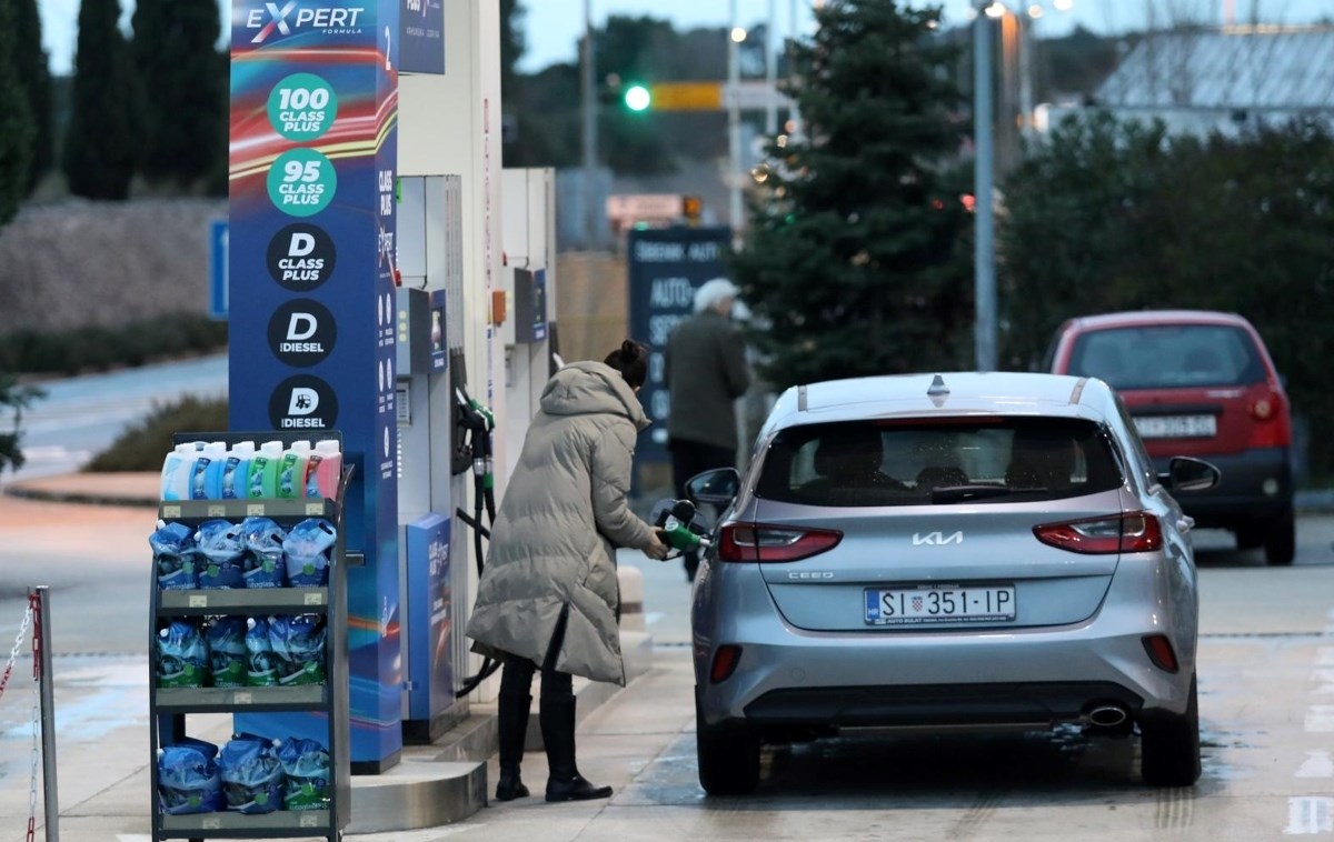 Što kada umjesto benzina u spremnik goriva ulijete dizel? Vrijeme je ključno