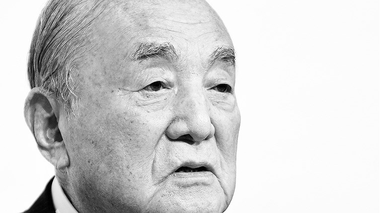 Umro bivši japanski premijer Nakasone, imao je 101 godinu