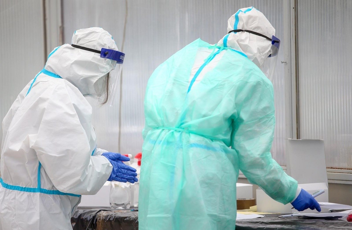 U franjevačkom samostanu u Sinju osam fratara ima koronu