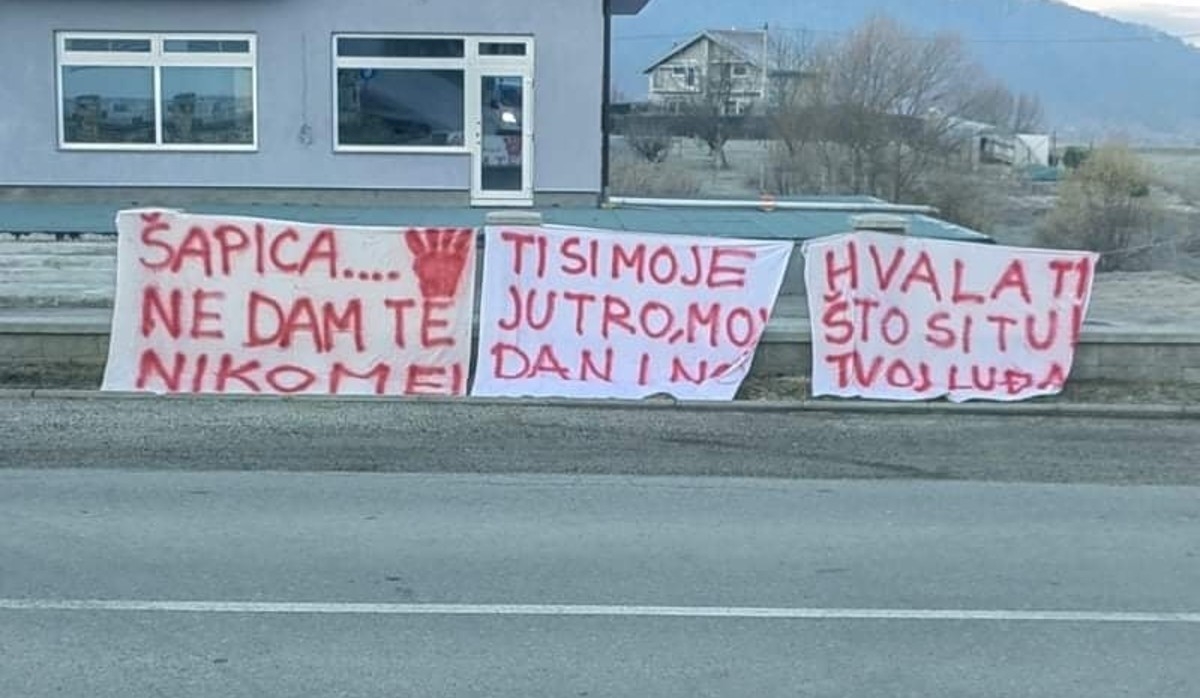 Uz cestu u Zagorju osvanule poruke nepoznatog romantika: "Tvoj luđak"