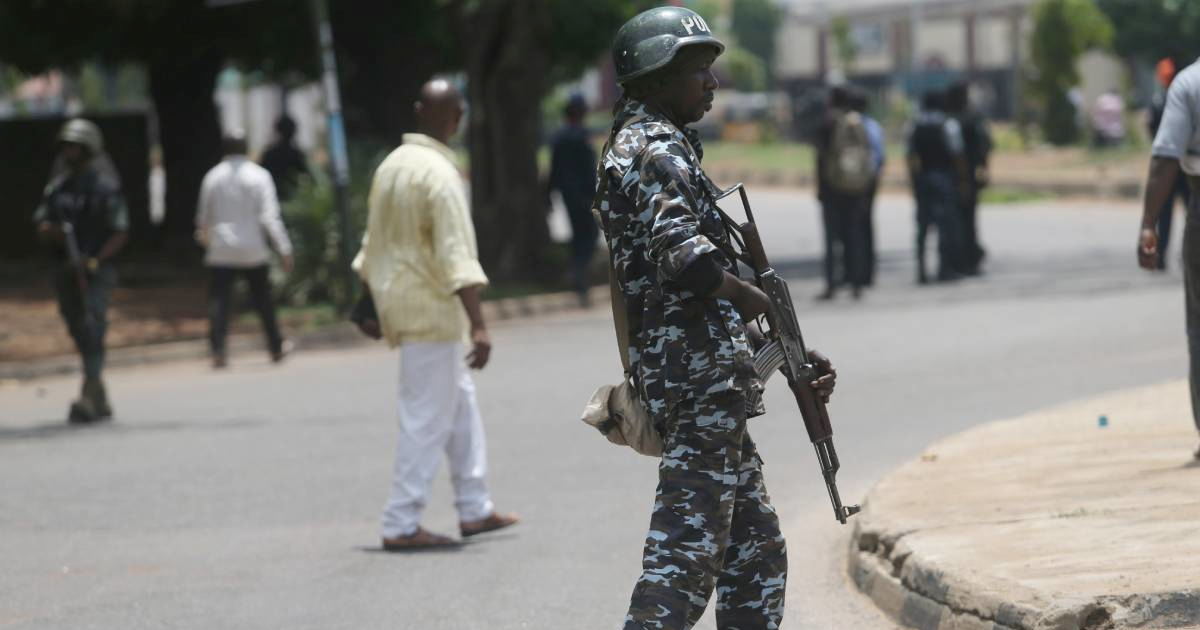 Naoružani napadači u Nigeriji oteli 28 putnika. Traže otkupnine
