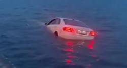 VIDEO Mercedesom sletio u more u Zadru