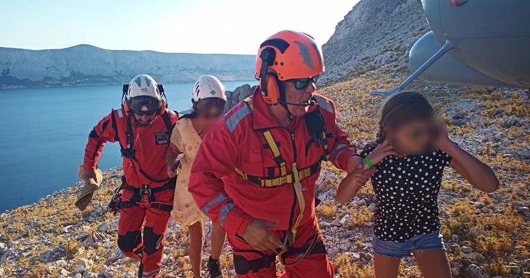 Spašeni Nizozemci koje su na Pagu tražili helikopterom