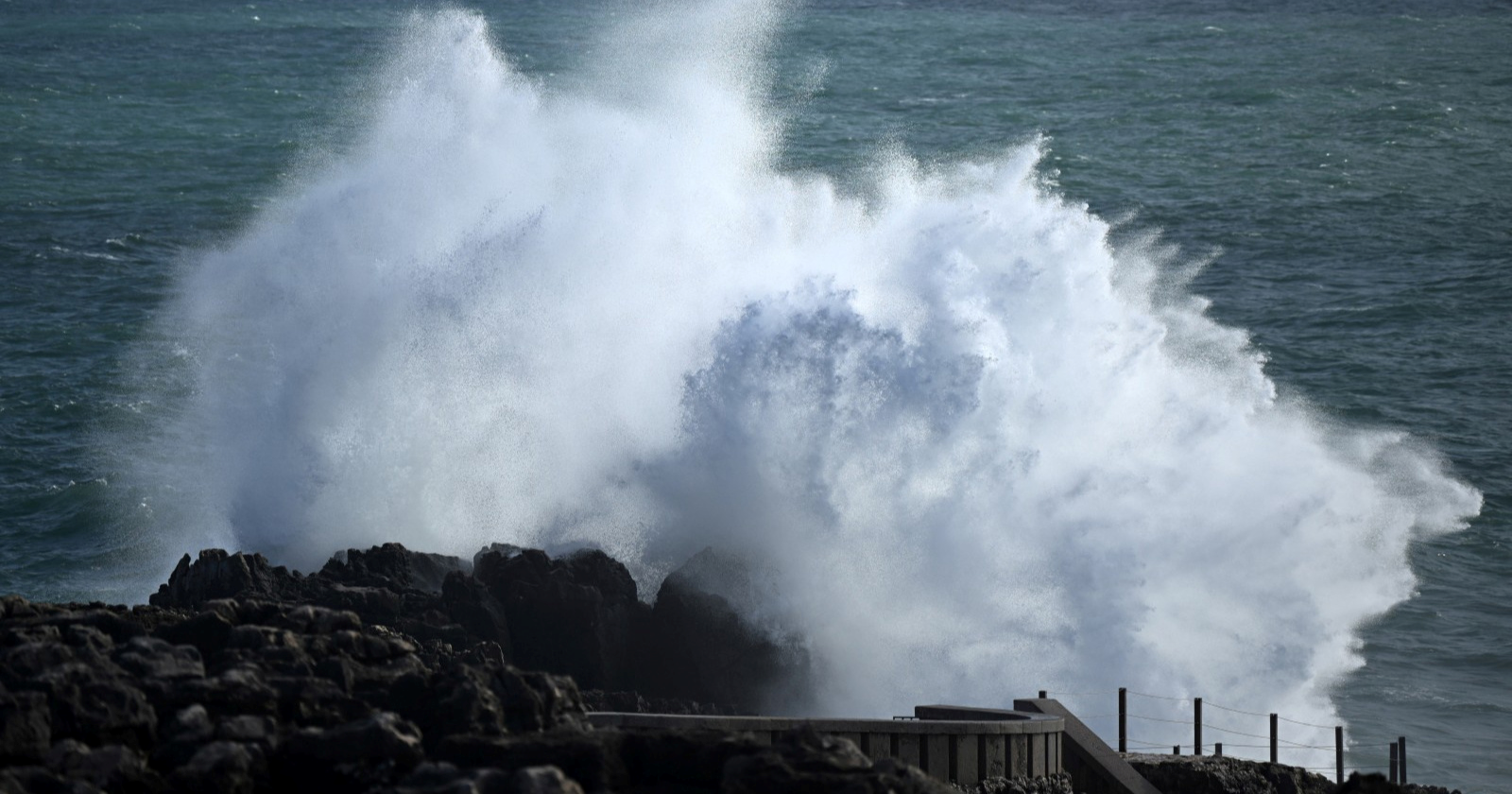 VIDEO Oluja hara Europom, u Portugalu tornado. Troje mrtvih, deseci ozlijeđeni