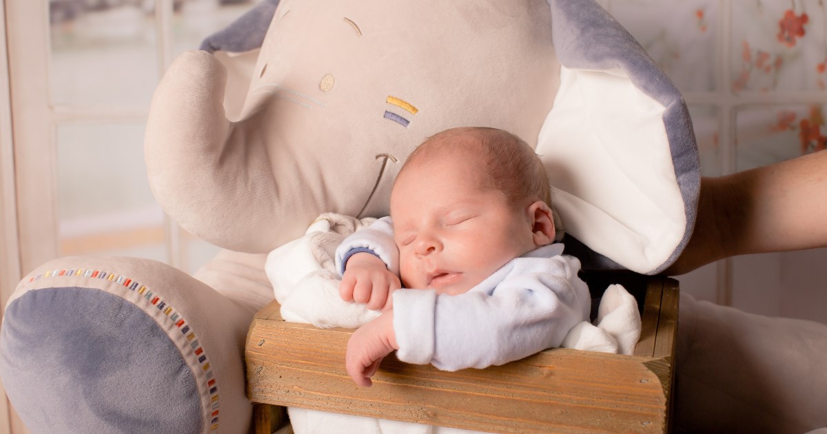 Imena za bebe koja su bila popularna u 80-ima, a sada se vraćaju na velika vrata