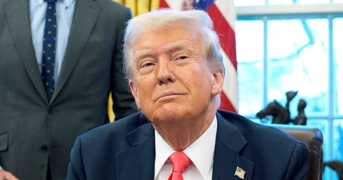 Carl Bildt: Izgleda da sporazum služi tome da usreći Trumpa