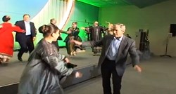 Širi se stara snimka Putina i Busha kako plešu na rusku narodnu glazbu