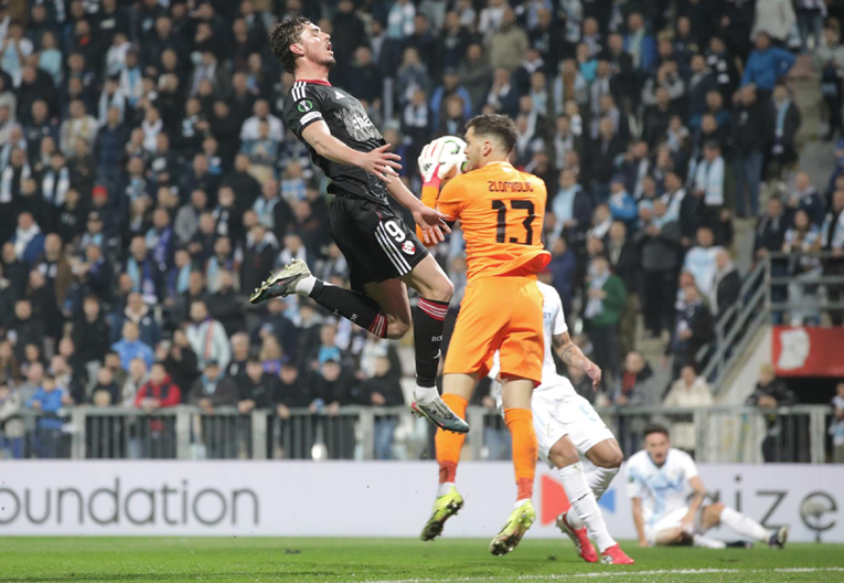 Nedavno je utišao Rujevicu. Sad se teško ozlijedio i propušta SP s Argentinom