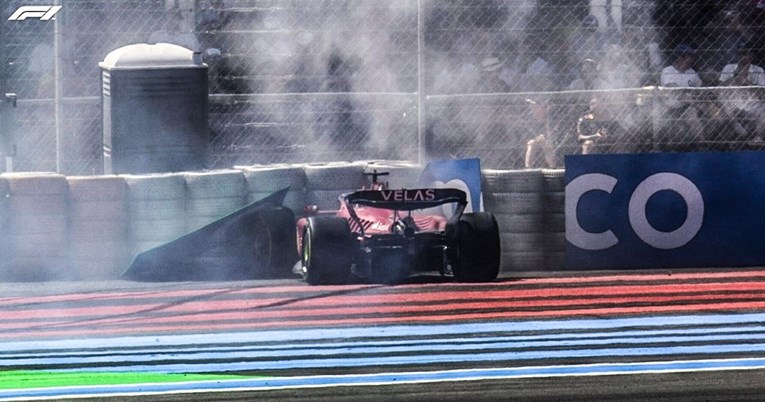 VIDEO Leclerc se zabio u ogradu. To je već treći put u sezoni da odustaje kao vodeći