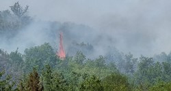 VIDEO Požar kod Trilja, vatra nije pod kontrolom