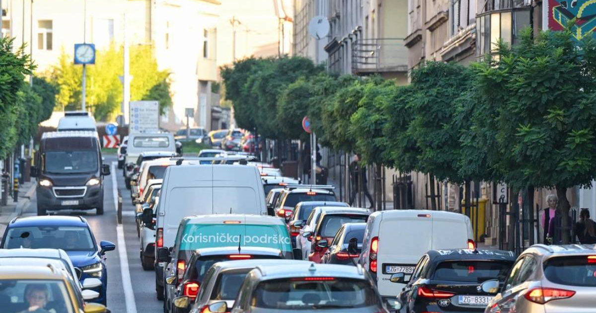 Gužve pred Vinogradskom zbog štrajka. Pacijentica: "Nemaju pravo"