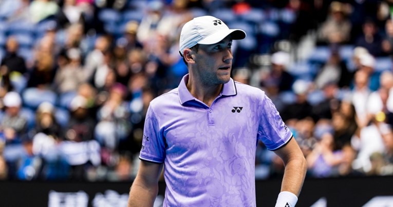 Ispao drugi nositelj Australian Opena