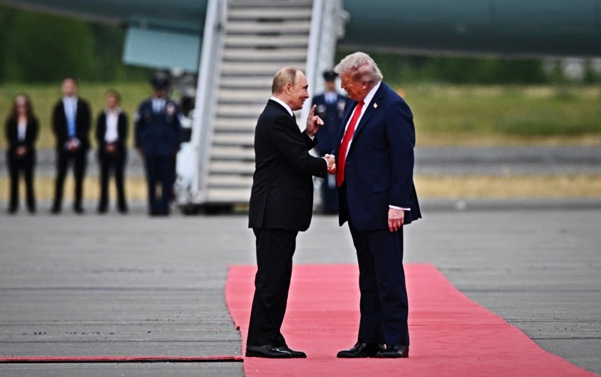 Kyiv Indepedent o summitu Trump-Putin: Odvratno. Sramotno. I na kraju – beskorisno