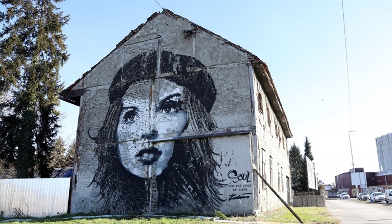 Mural u Sisku ostao je gotovo neoštećen nakon potresa