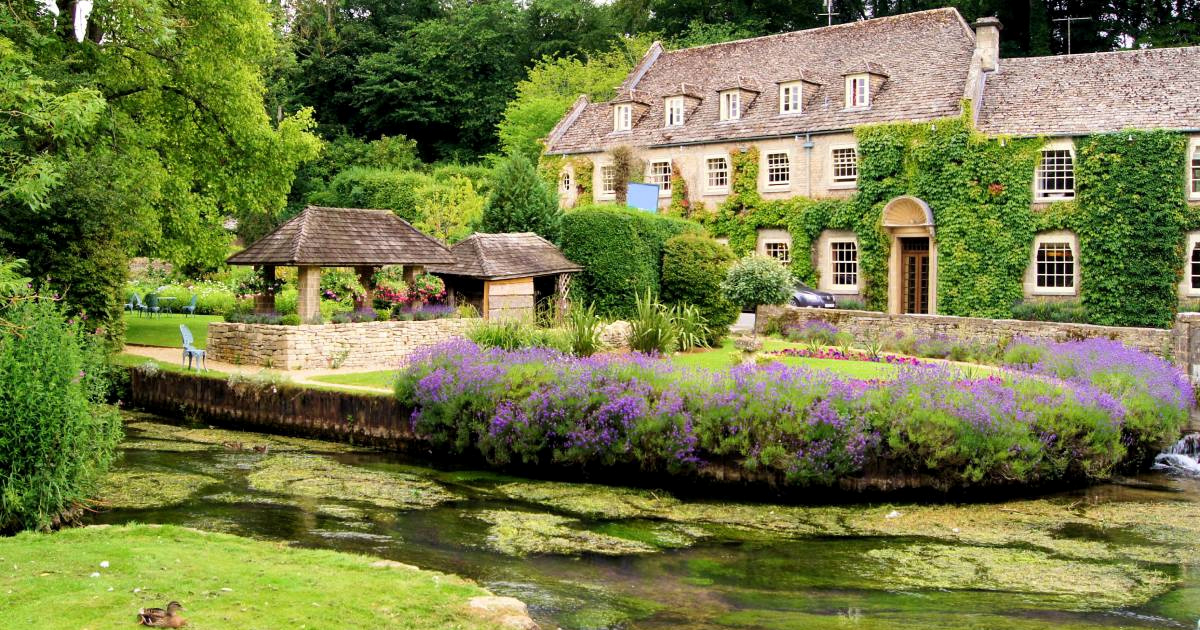 Najljepše selo svijeta guši se u turistima, život je postao nemoguć