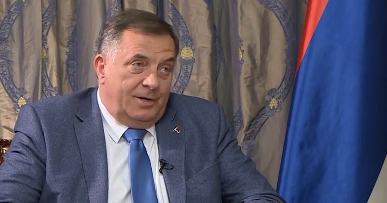 Novinar: Jeste li vi i Milanović orijentirani proruski? Dodik: Jel ti mene zaje*avaš?