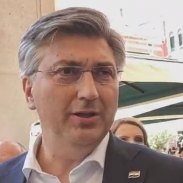 Plenković: Banožić je krivo shvaćen, neće biti uvođenja obveznog vojnog roka
