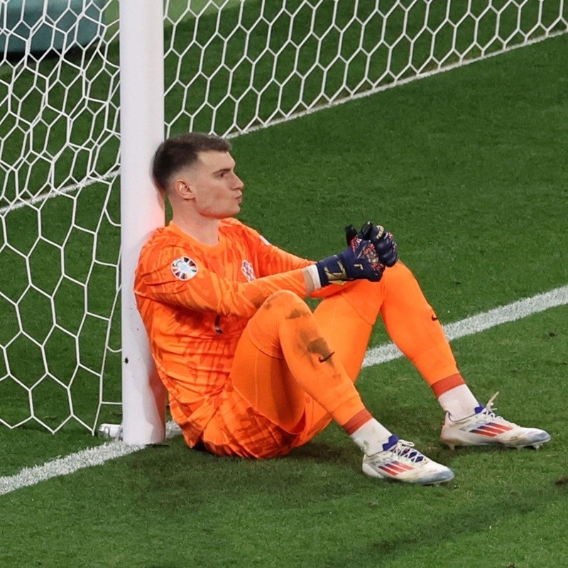 Livaković u iznenađujućem transferu ide u Premier ligu? 
