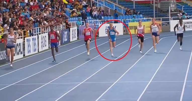 VIDEO Trčao bez gaća pa mu ispadao penis. Zbog toga je izgubio utrku