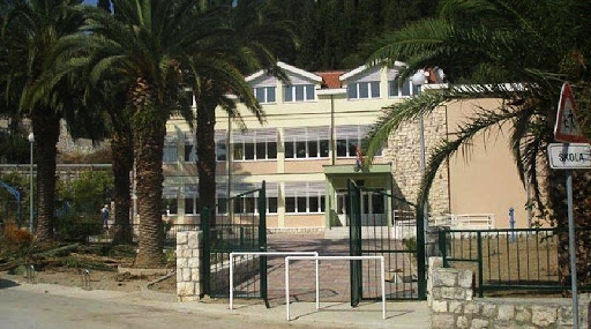 U školi od 20 zaposlenih 16 odbilo pokazati covid-potvrde. Ravnatelj: Ovo je štrajk