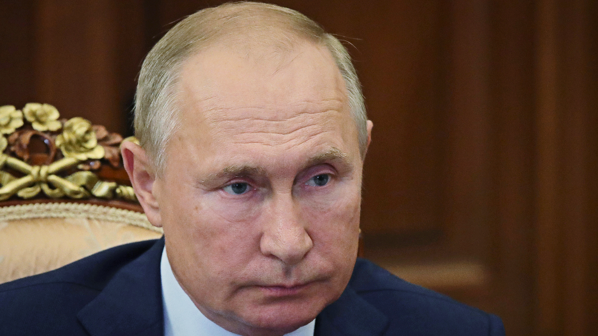 Putin objavio da se planira cijepiti ruskim cjepivom za koronavirus