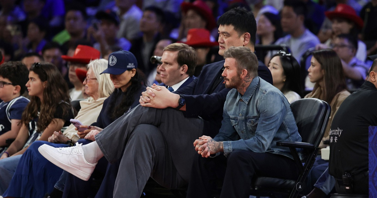 Beckham i Ming sjeli su jedan pored drugoga. Svi komentiraju isto