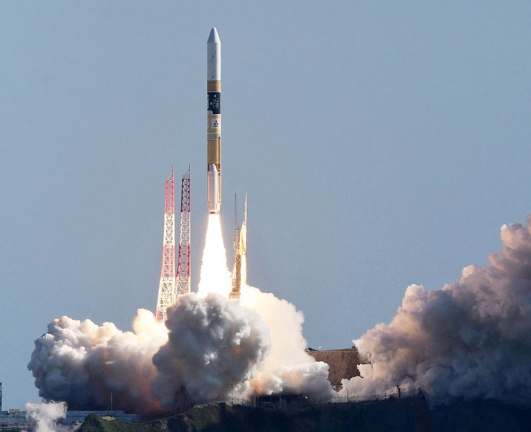 Japan lansirao raketu koja nosi "Mjesečev snajper", žele sletjeti na Mjesec