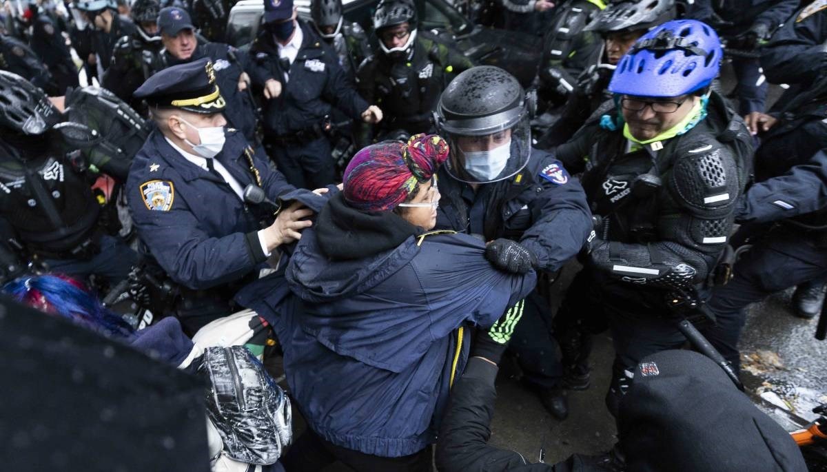 Zastupnički dom u SAD-u prihvatio zakon o policijskoj reformi 